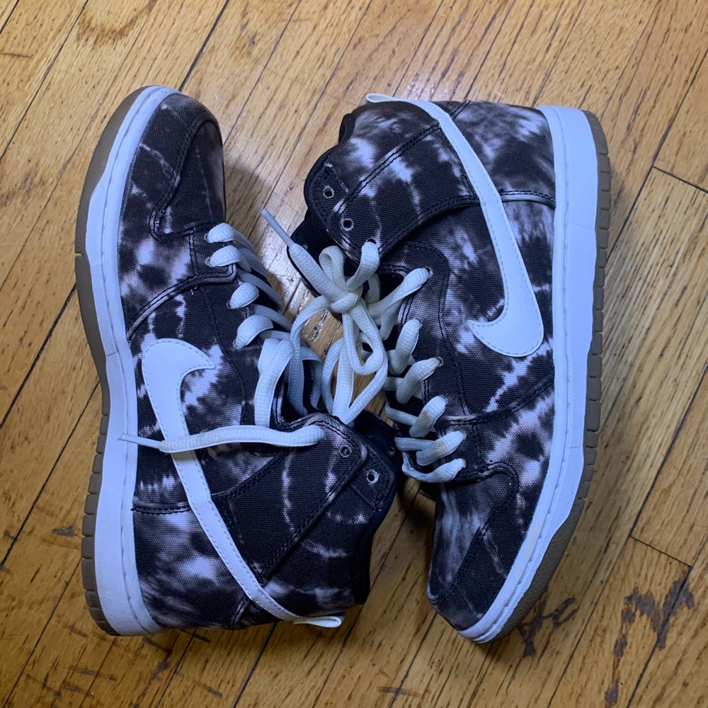 Nike SB Dunk Tie Dye men’s size 7